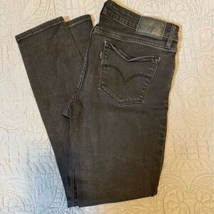 Levi’s Black Skinny Jeans size 27 style 711